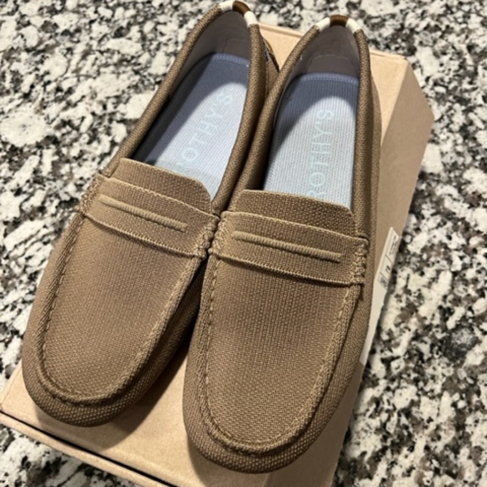 NIB Rothy's The Driver Size 8.5 Latte